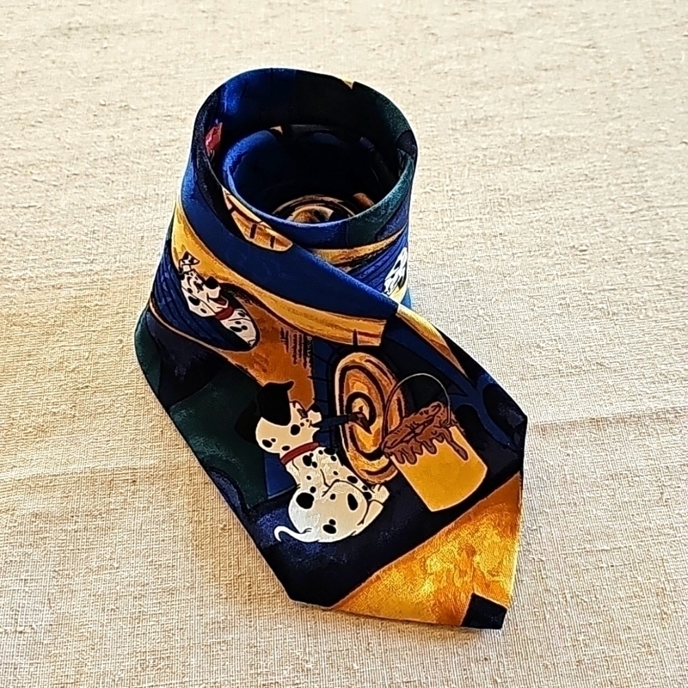 Tie Rack Disney 101 Dalmations 100% Silk Tie